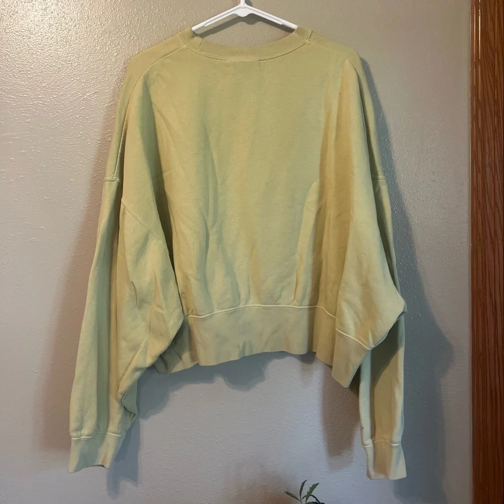 Nike Fleece Crewneck (Tea Tree Mist) - Picture 3 of 5